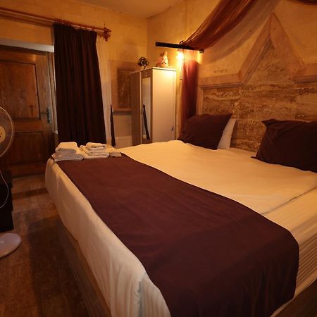 Apartamento Lucky Luke Stone House Göreme Exterior foto
