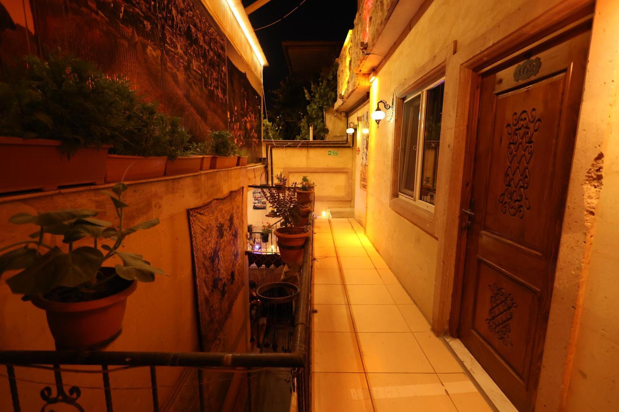 Apartamento Lucky Luke Stone House Göreme Exterior foto