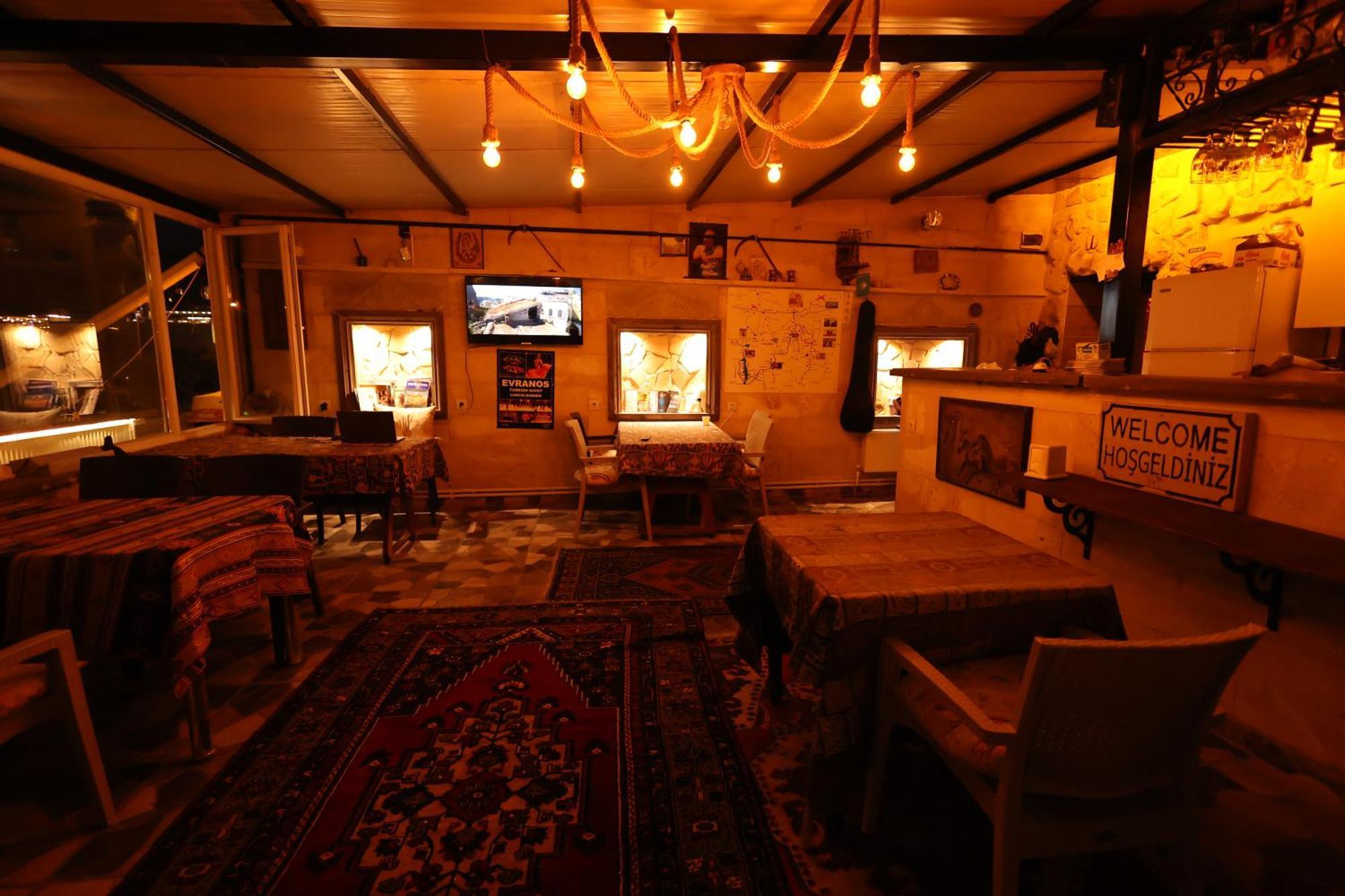 Apartamento Lucky Luke Stone House Göreme Exterior foto