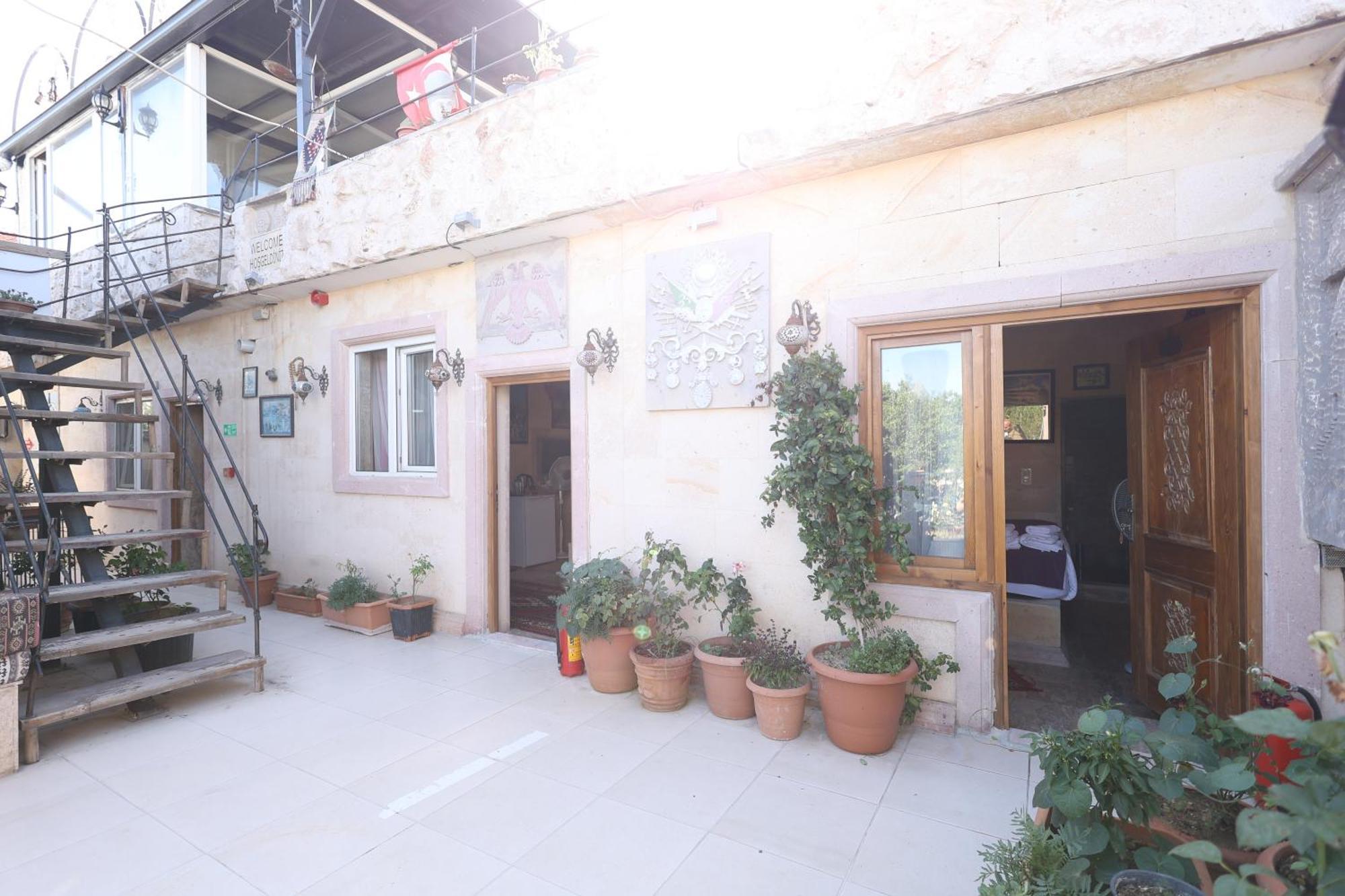 Apartamento Lucky Luke Stone House Göreme Exterior foto