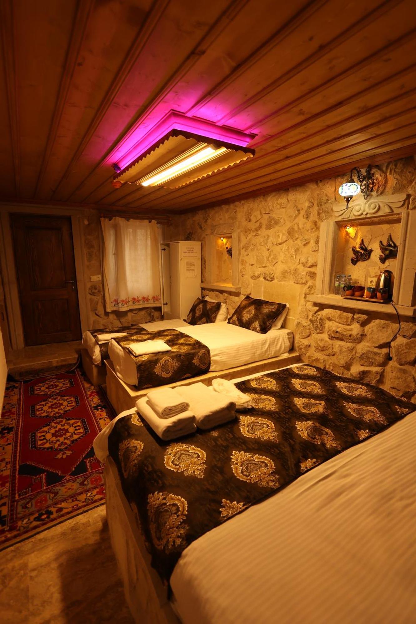 Apartamento Lucky Luke Stone House Göreme Exterior foto